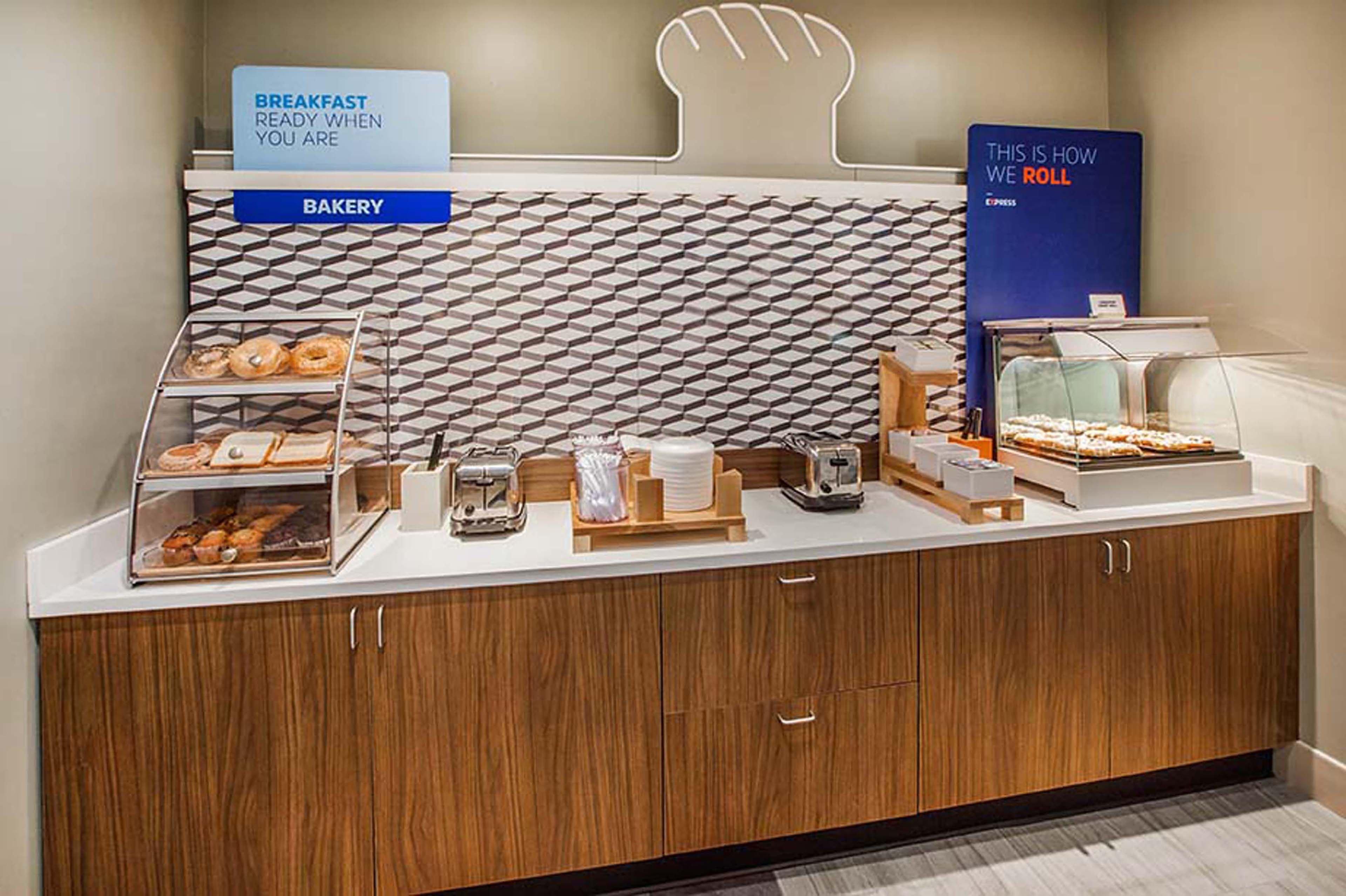 Holiday Inn Express Hotel & Suites Crestview South I-10 By Ihg Exteriör bild